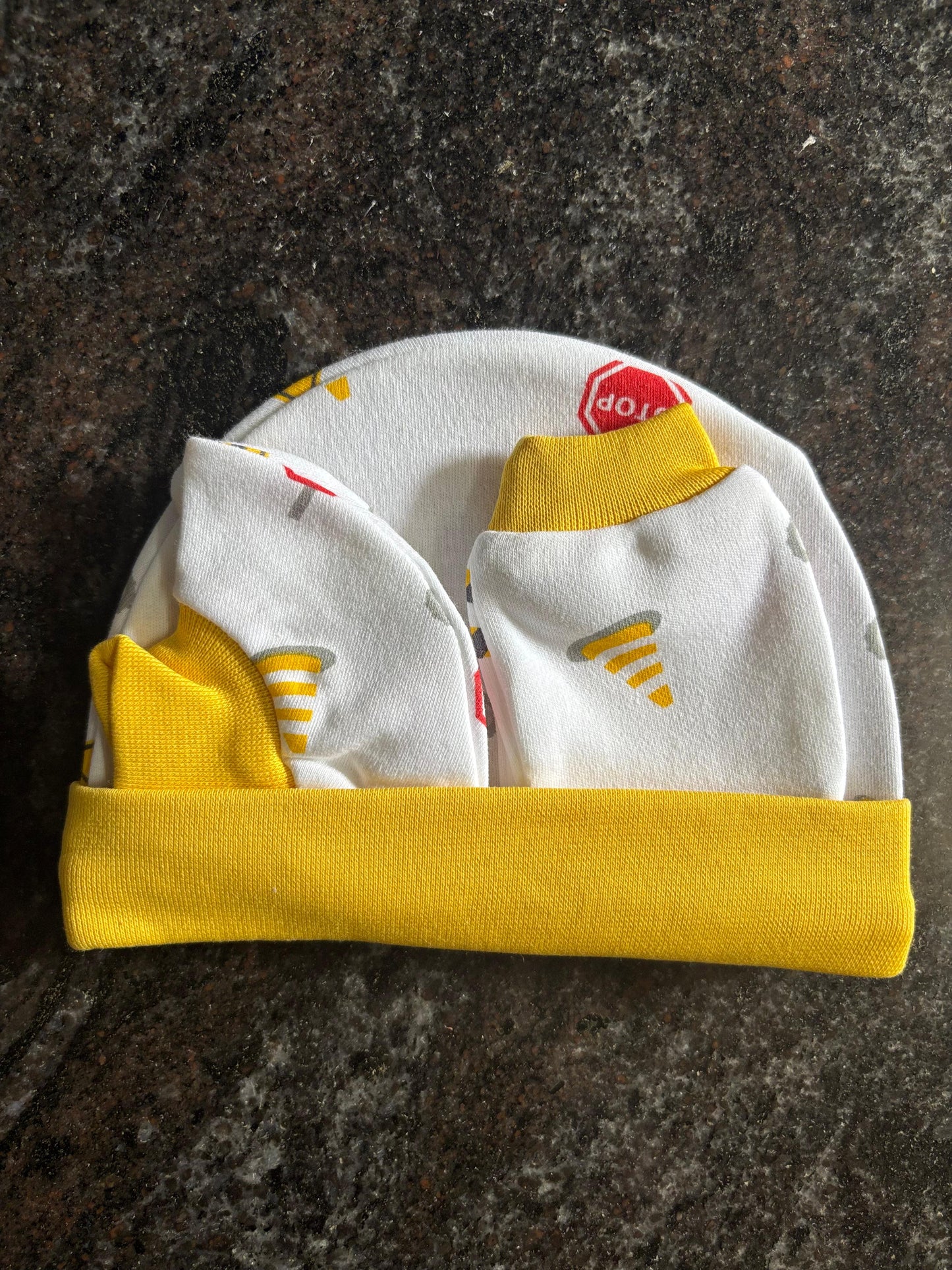 Cap, Mittens & Booties