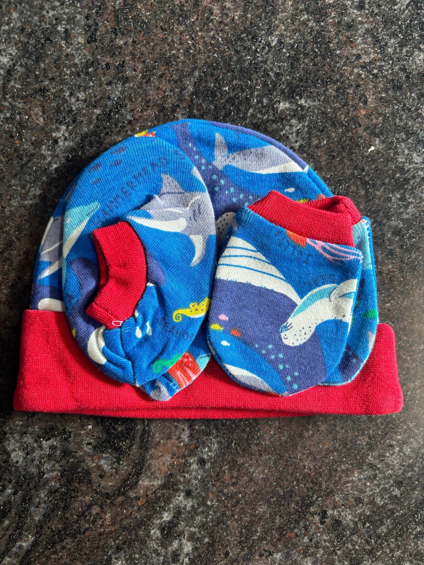 Cap, Mittens & Booties